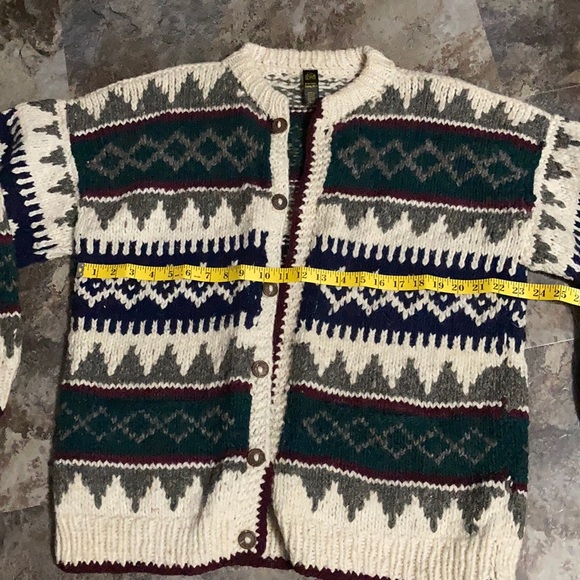 Sumag  Maki - Women’s Vintage 100 Percent Wool Sweater - Picture 2 of 5